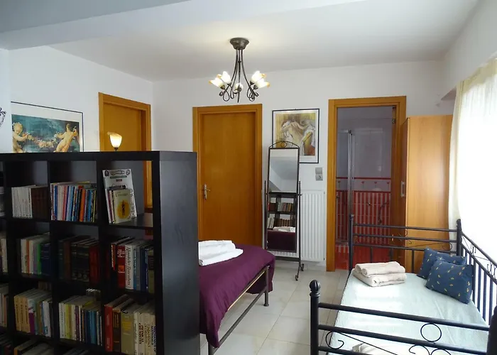Dreamy Studio With Private Garden