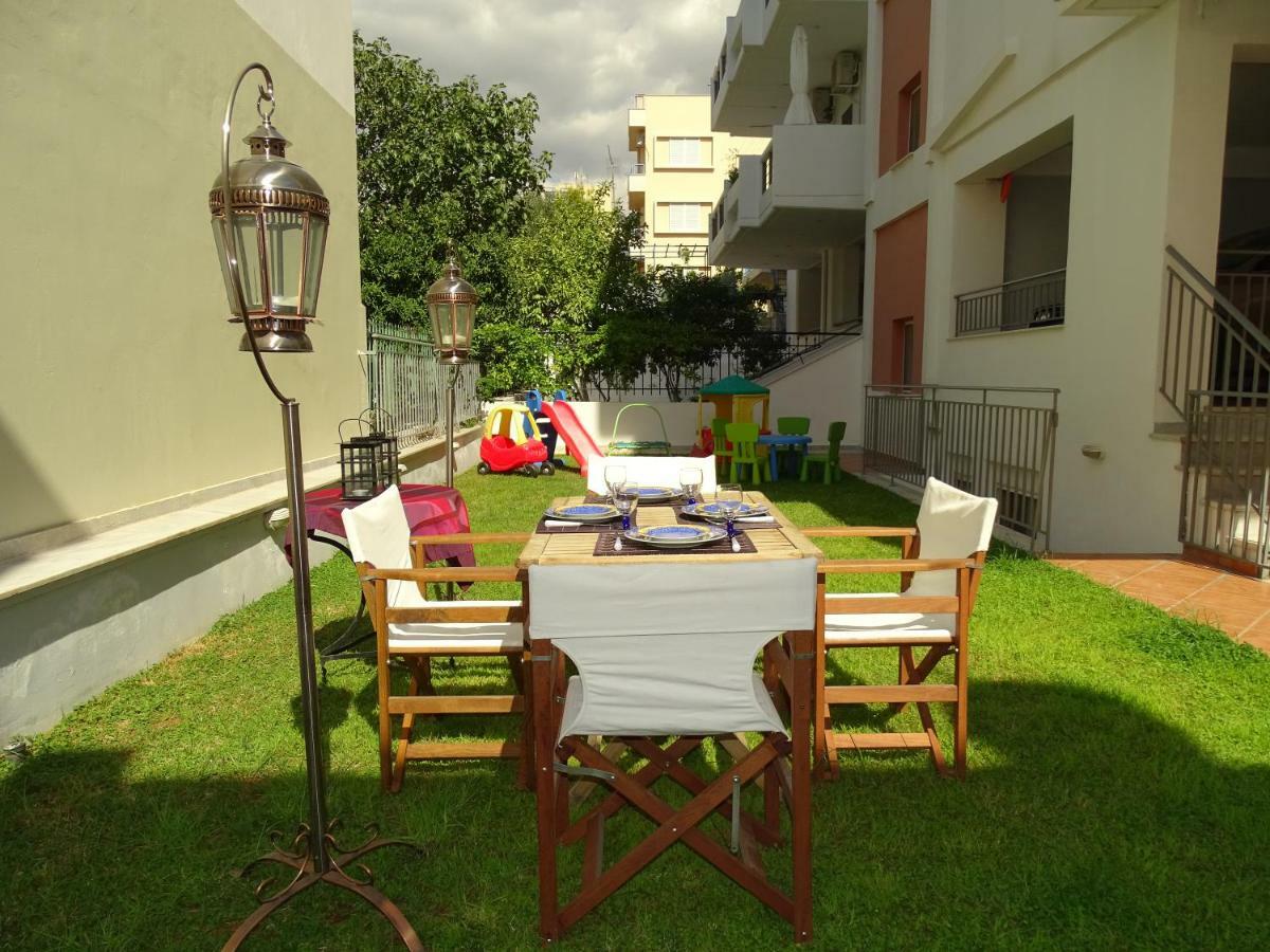 Dreamy With Private Garden Apartment