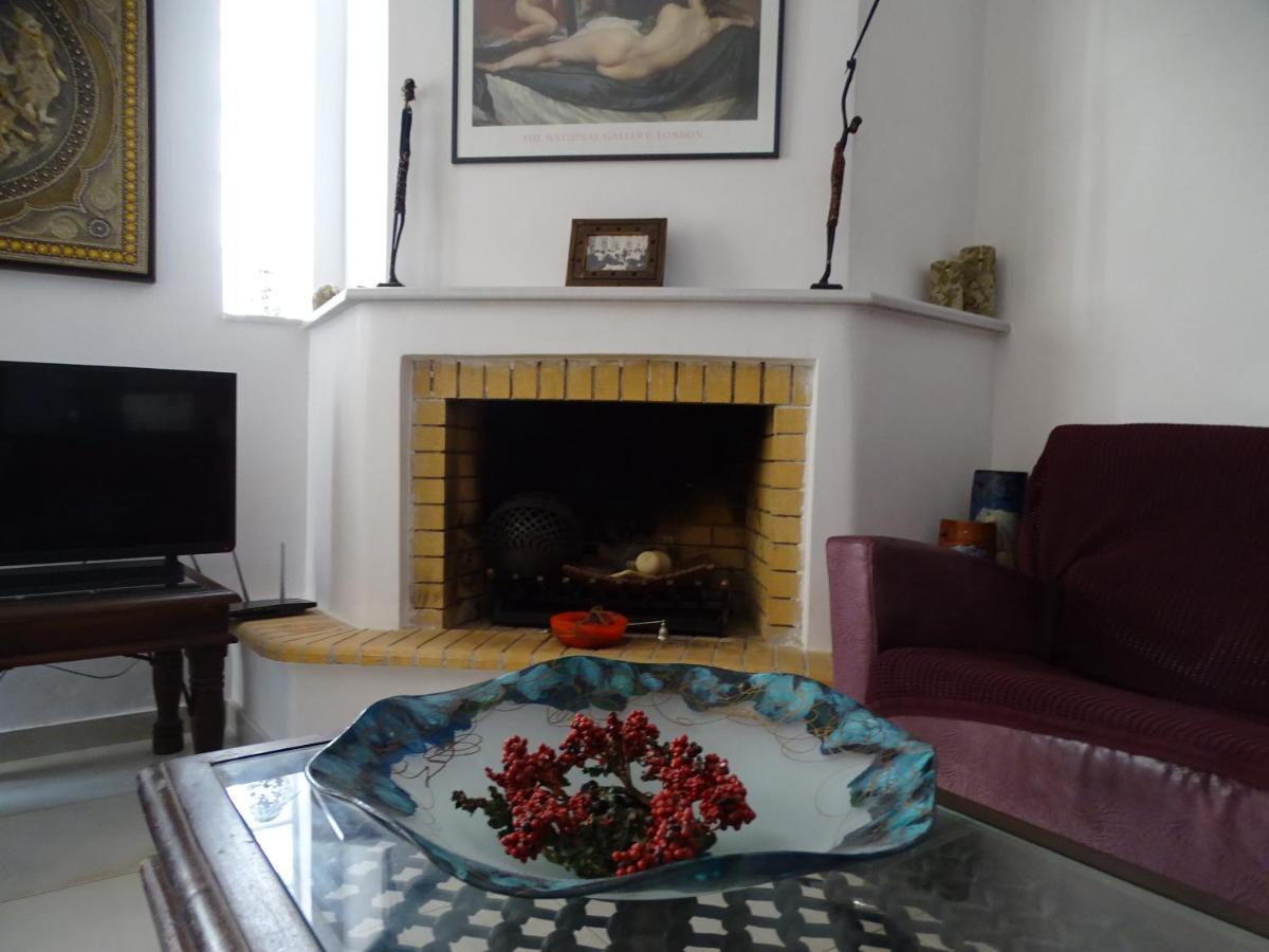 Dreamy With Private Garden Appartamento Atene